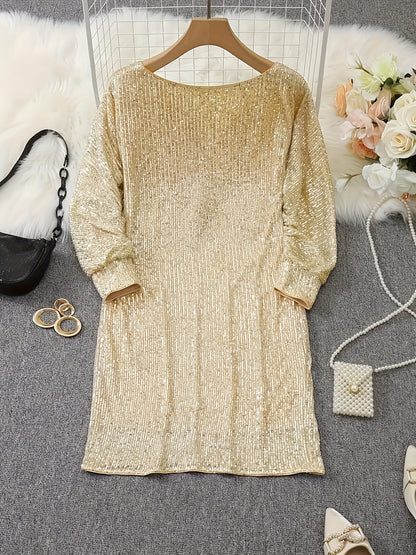 Robe dorée à sequins